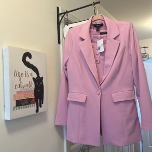 NWT Pink 2 piece shorts set—blazer and shorts. Both Sz L.